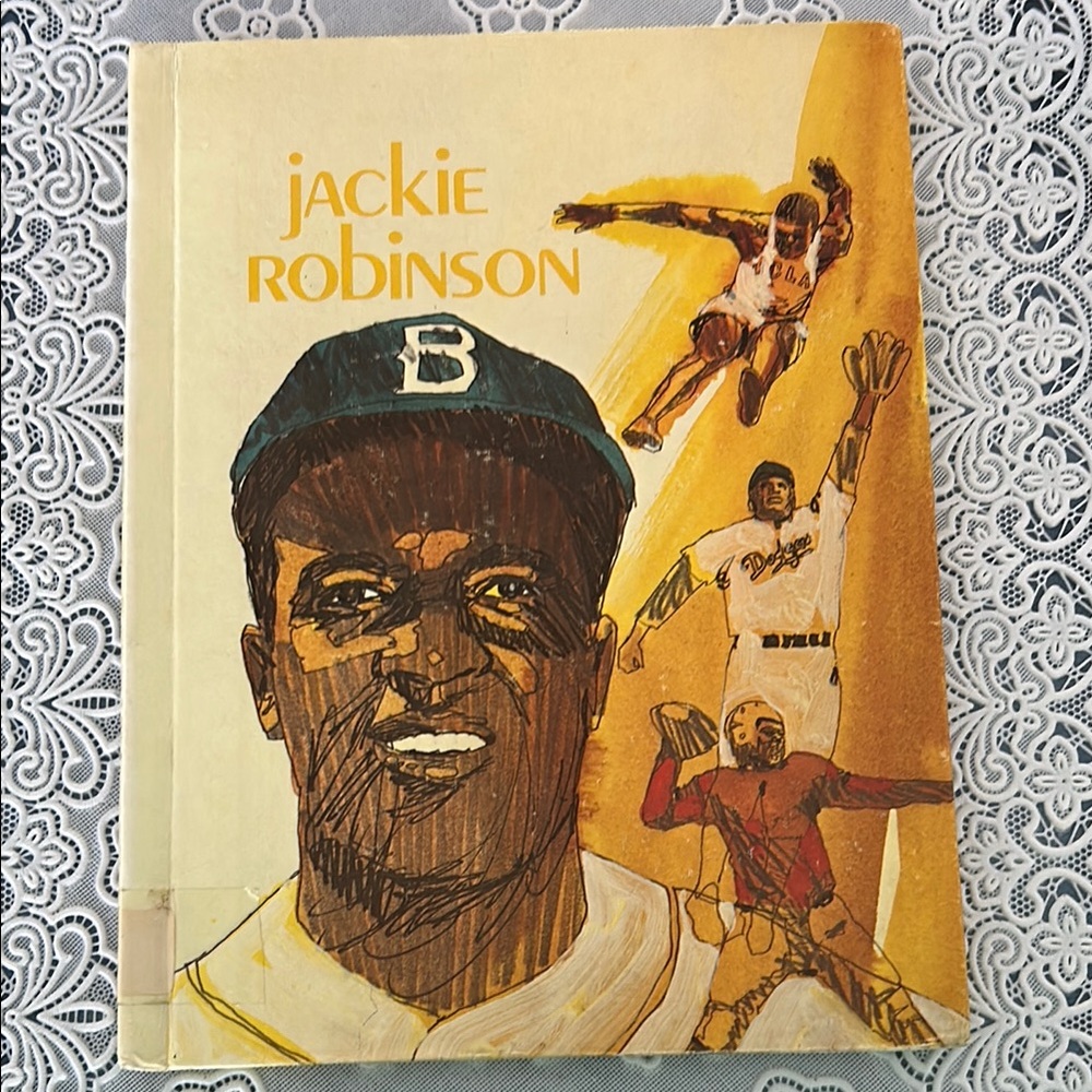 Vintage ‘74 Jackie Robinson Illustrated Book